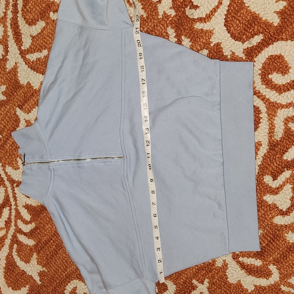 Lune Active  yuki cropped zip sweater size XS dusty blue - Picture 10 of 16